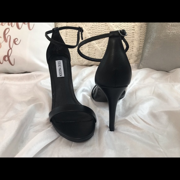 *BRAND NEW IN BOX NEVER WORN* Steve Madden Heels - Picture 4 of 4